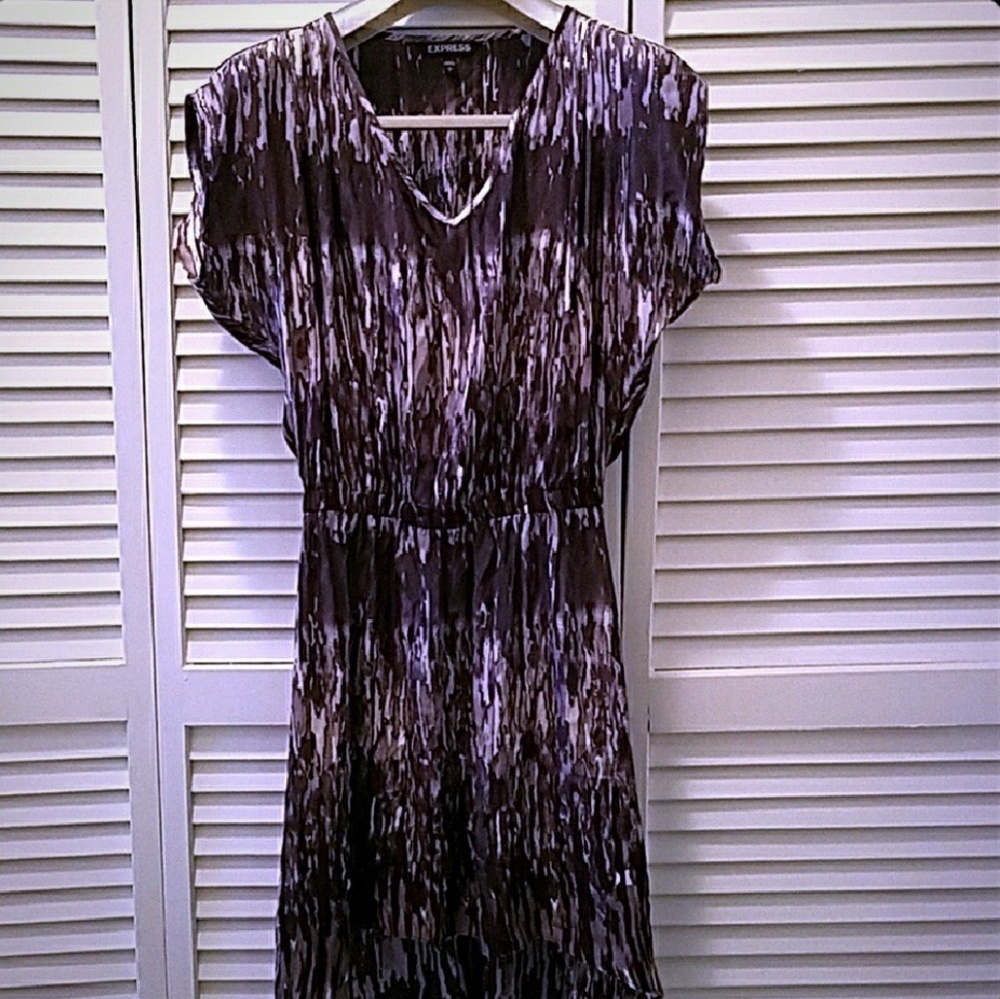 Express high low v neck line dress